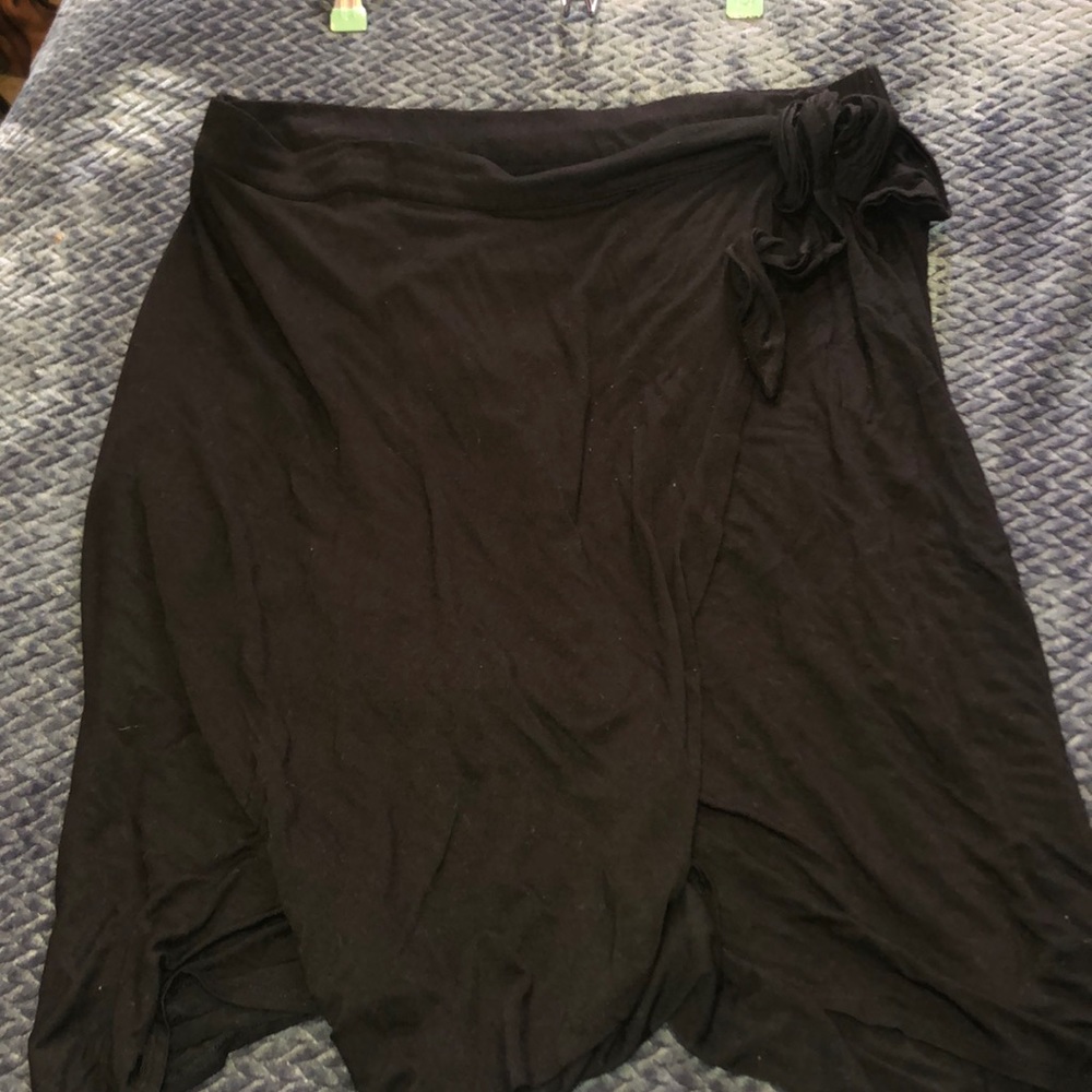 Tie in the front skirt!